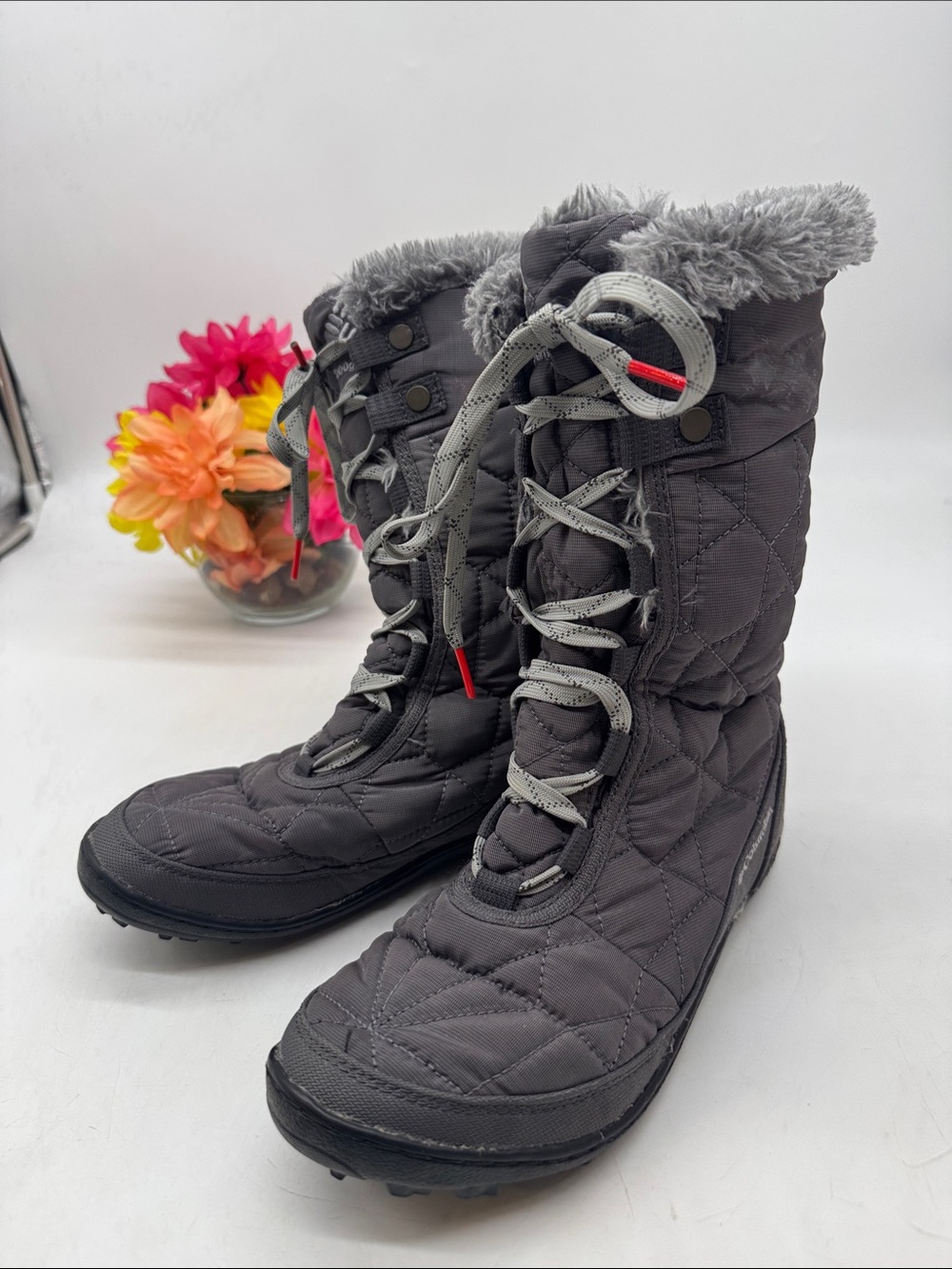 Columbia Gray Quilted Winter Lace-Up Boots with Faux Fur Trim Size 7